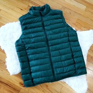 Light Weight Green Uniqlo Down Puffer Vest Size L